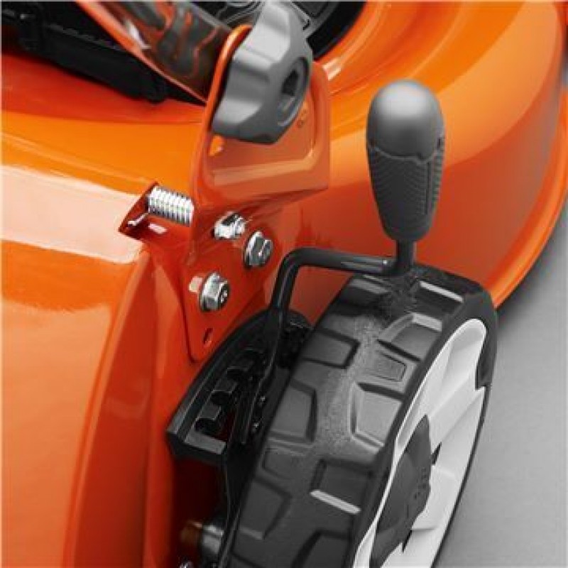 Бензинова самоходна косачка Husqvarna LC 151S, 970488401 - Пролетни промоции