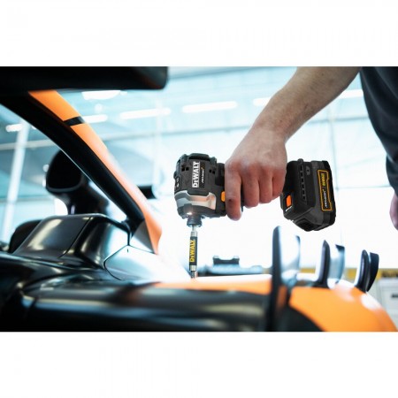 Акумулаторен ударен винтоверт DeWALT DCF85M McLaren F1 Team , 18V, 205 Nm