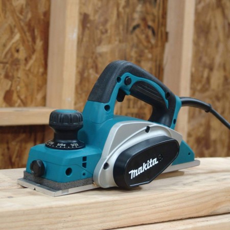Електрическо ренде Makita KP0800, 620W, 82мм