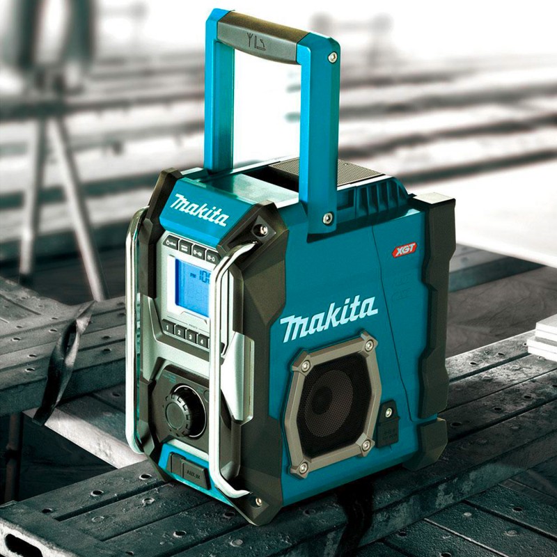 Акумулаторно радио Makita MR001G, XGT, 12-40 V, без батерия и зарядно - Промоции Makita