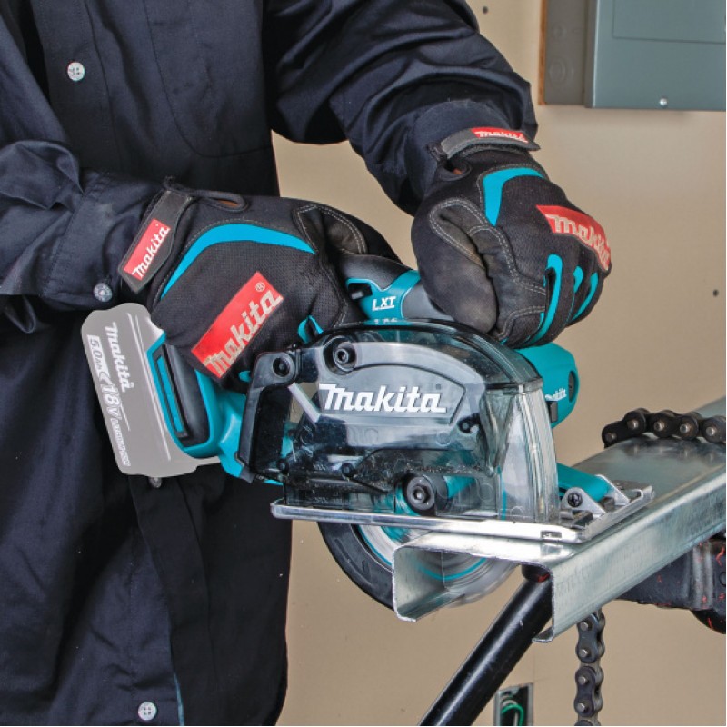 Ръчен циркуляр акумулаторен Makita DCS552Z, 18 V, O 136 мм, без батерия и зарядно - Национална промоция Makita
