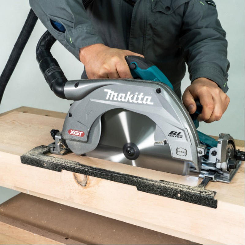 Професионален акумулаторен безчетков циркуляр Makita HS011GZ, XGT, 40 V, 270 мм, без батерия и зарядно - Промоции Makita