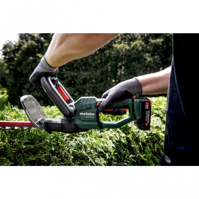 Акумулаторен храсторез METABO HS 18, 601718500, 18 V, 55 см, с батерия 2х2 Ah и зарядно SC 30 - Акумулаторни храсторези
