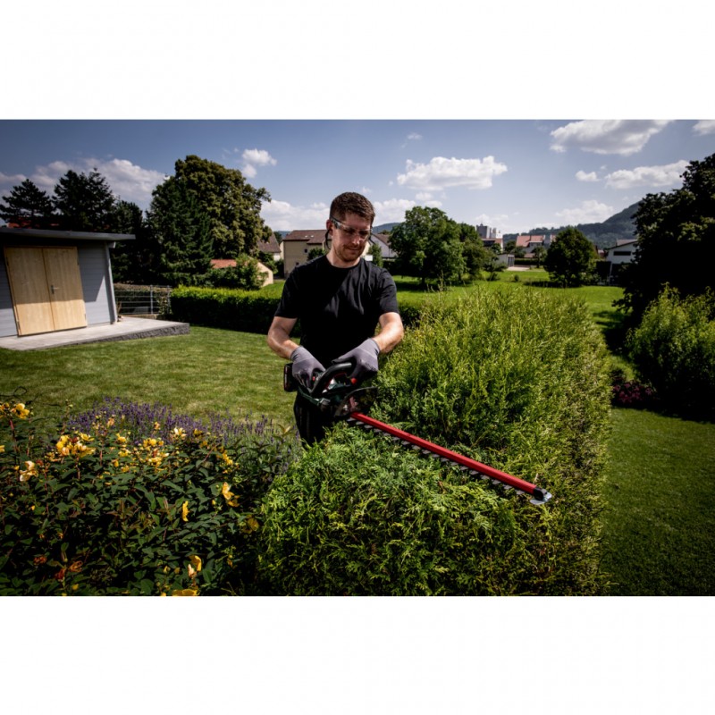 Акумулаторен храсторез METABO HS 18, 601718500, 18 V, 55 см, с батерия 2х2 Ah и зарядно SC 30 - Акумулаторни храсторези
