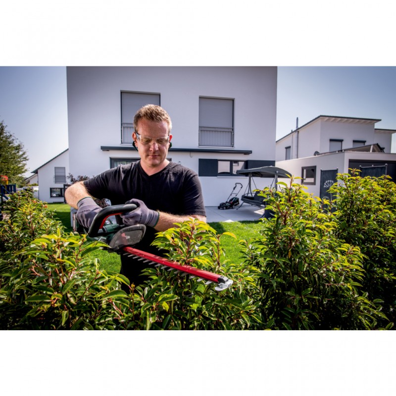 Акумулаторен храсторез METABO HS 18, 601718500, 18 V, 55 см, с батерия 2х2 Ah и зарядно SC 30 - Акумулаторни храсторези