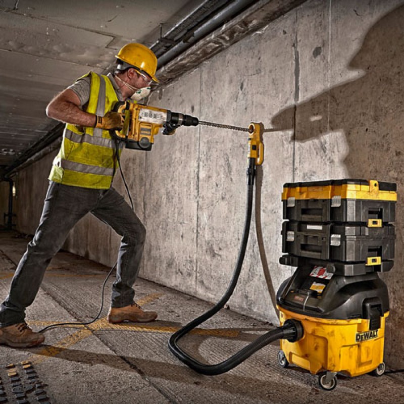 Електрическа прахосмукачка за сухо и мокро почистване DeWALT DWV901L, 1400 W, 4080 л/мин, 30 л - Прахосмукачки
