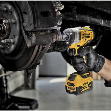 Гайковерт акумулаторен DeWALT с безчетков двигател с 1 батерия и зарядно, 12 V, 5 Ah, 340 Nm, квадрат, 1/2", DCF901P1