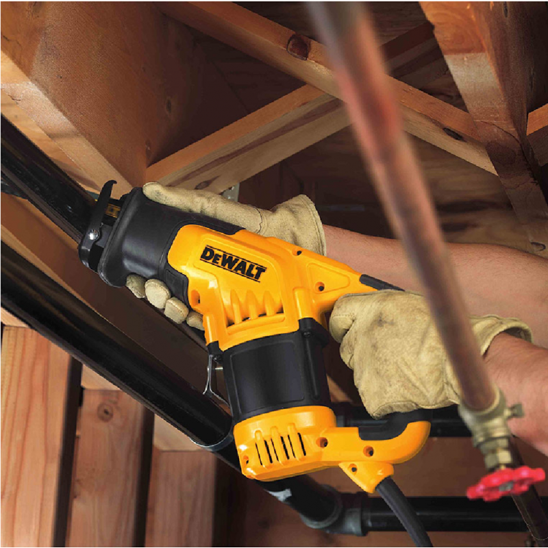 Трион DeWALT саблен електрически с плавно регулиране 1050 W, 0-2800 хода/мин, 29 мм, DWE357K - Електрически саблени триони